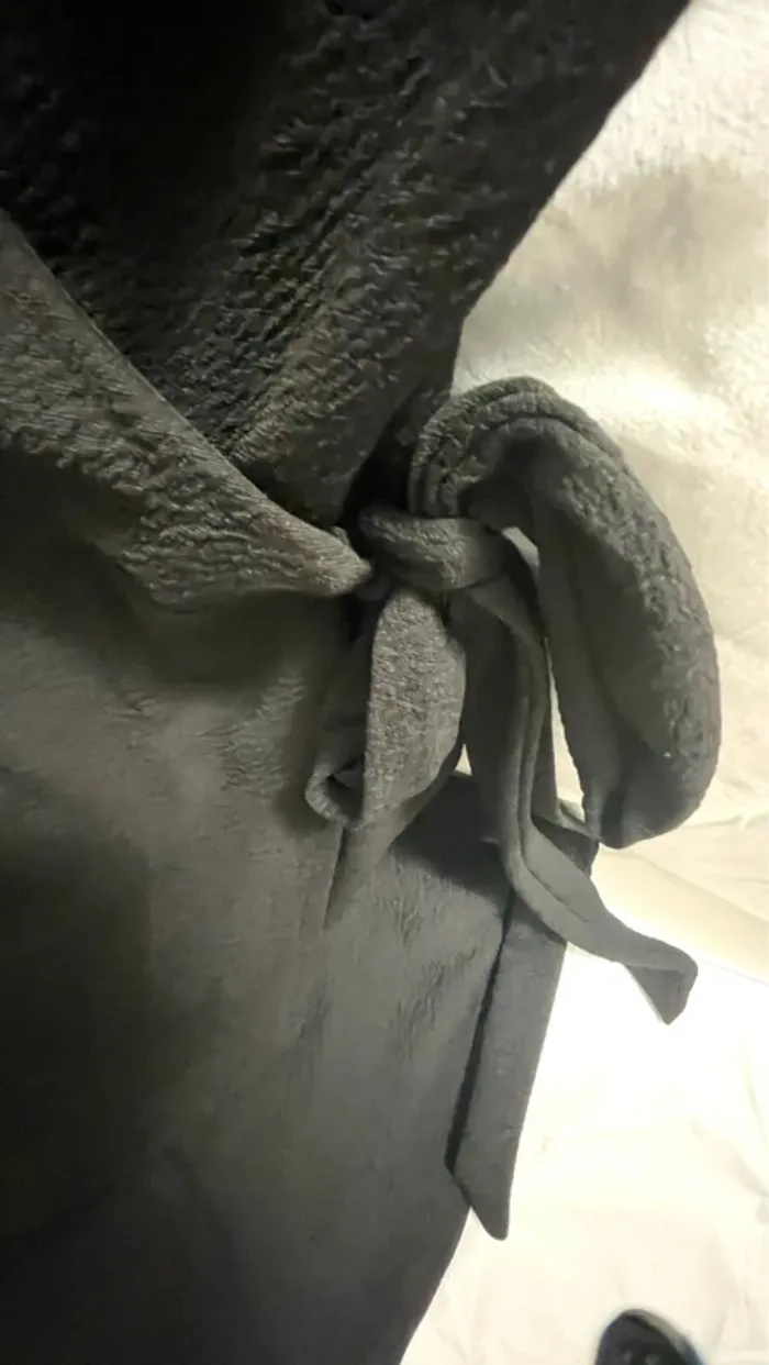 Magnifique robe H&M noir - photo numéro 15