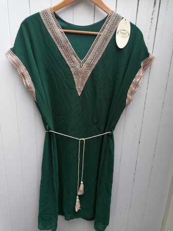 Robe/ tunique neuve