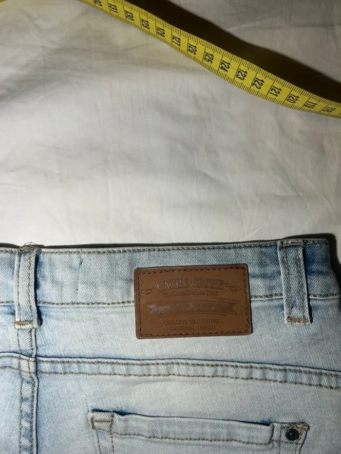 Short en jean cache cache - photo numéro 10
