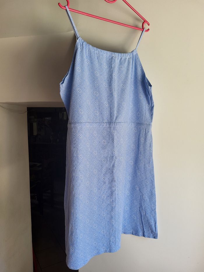 Robe Fines bretelles Taille 42/44 - photo numéro 2