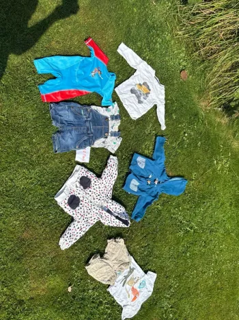 Lot 18 mois veste chaude et mi saison Sweet salopette piscine