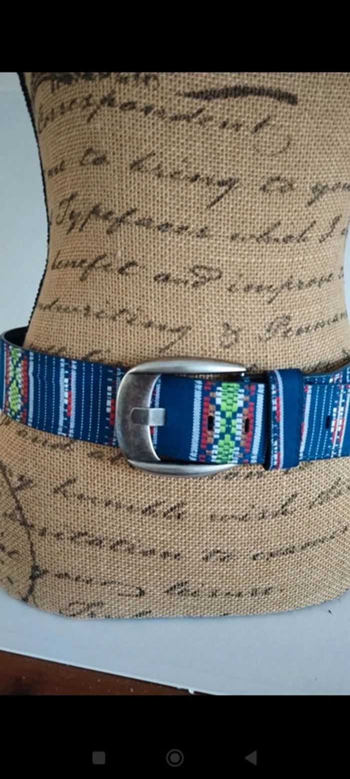Superbe ceinture bleu avec motifs colorés 90 cm femme - photo numéro 2