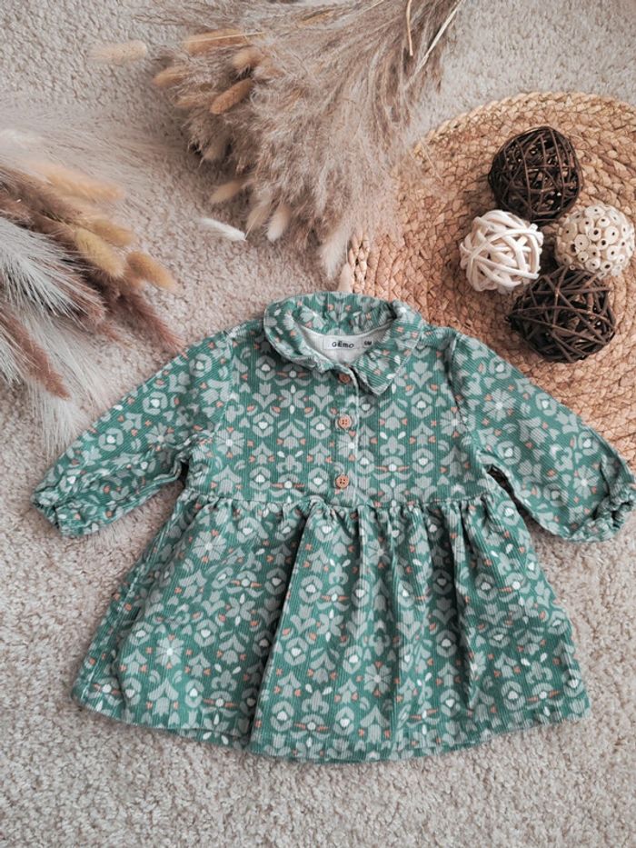 Robe.