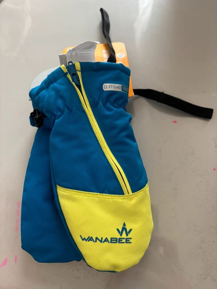 Moufles ski neuves Wanabee 18 mois - photo numéro 2