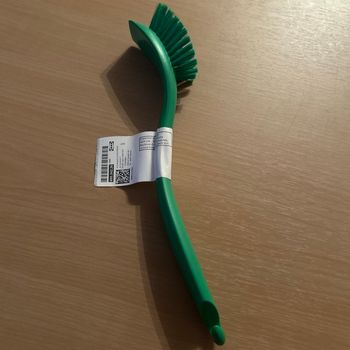 1 brosse à vaisselle verte neuve