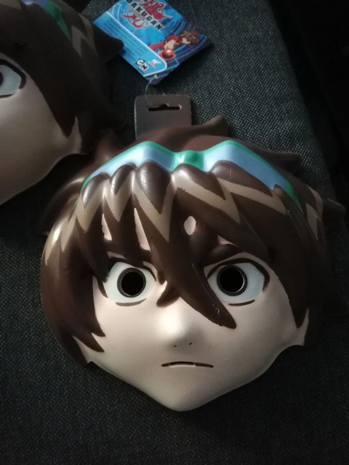 Lot de 5 masques en mousse bakugan pour déguisement - photo numéro 3