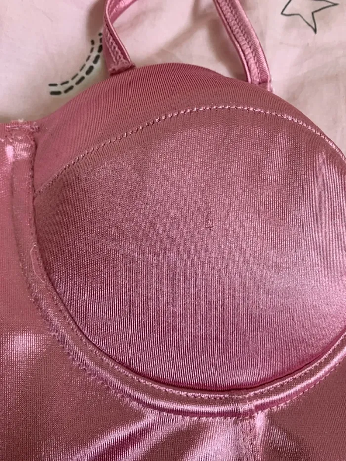 Crop trop rose et noir - photo numéro 3