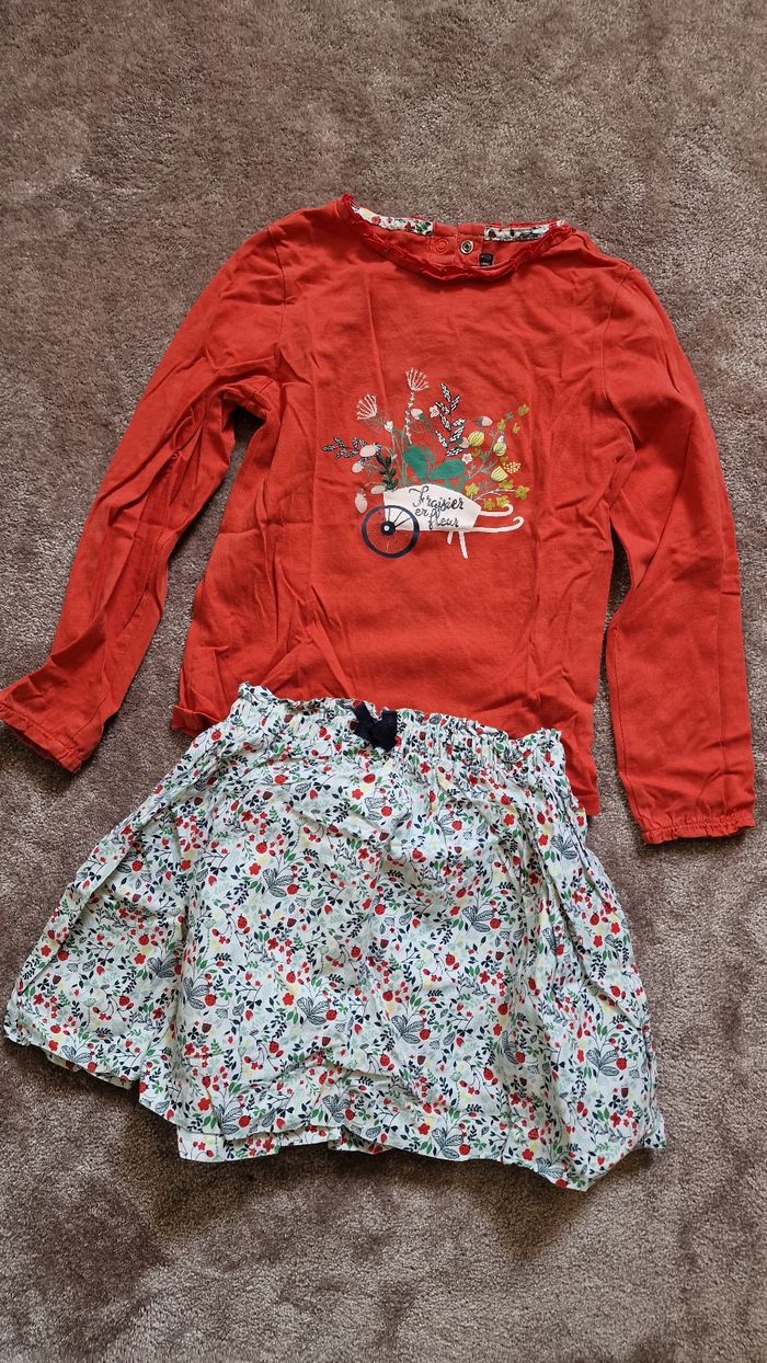 Ensemble tee shirt jupe