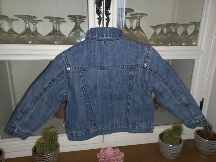 Veste / Blouson en jean Matelassé obaibi 12 mois Excellent état - photo numéro 7