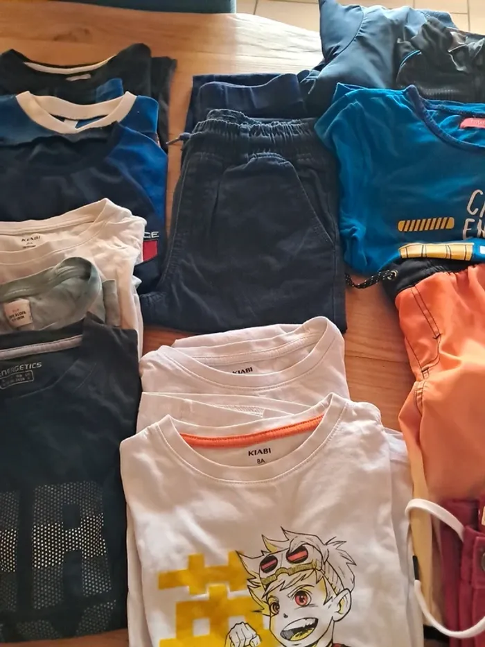 Lot vêtements garçon 8 ans - photo numéro 5