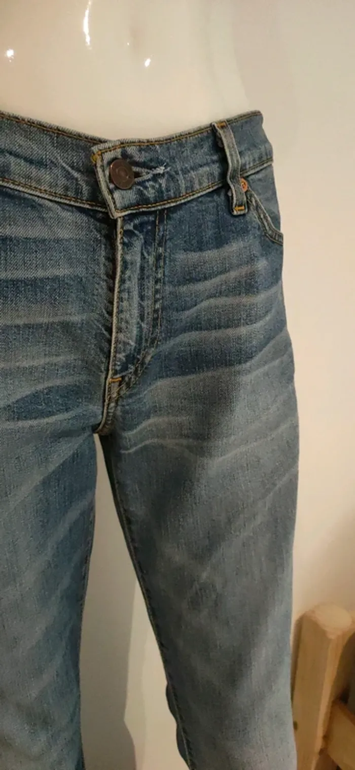 Jean Levi's en très bon état ! - photo numéro 3
