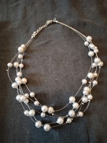 Coller perles blanc nacré