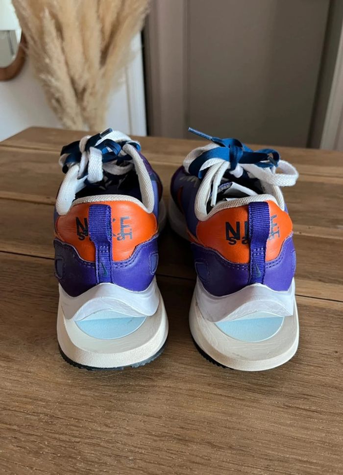 Nike Vaporwaffle sacai Dark Iris - photo numéro 2