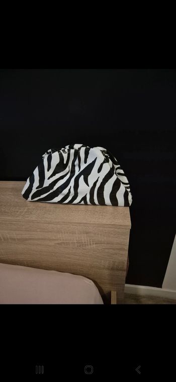 Pochette  noir et blanc