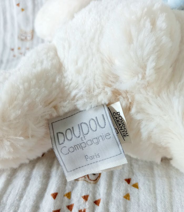 Doudou lapin bonbon bleu Doudou et compagnie 25 cm - photo numéro 3