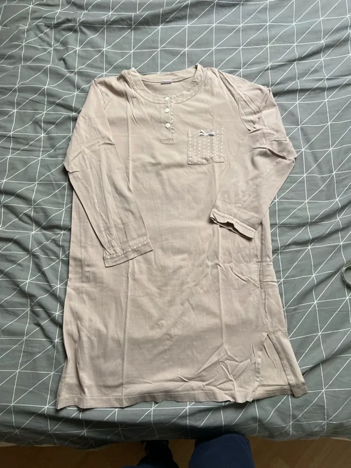 Chemise de nuit beige