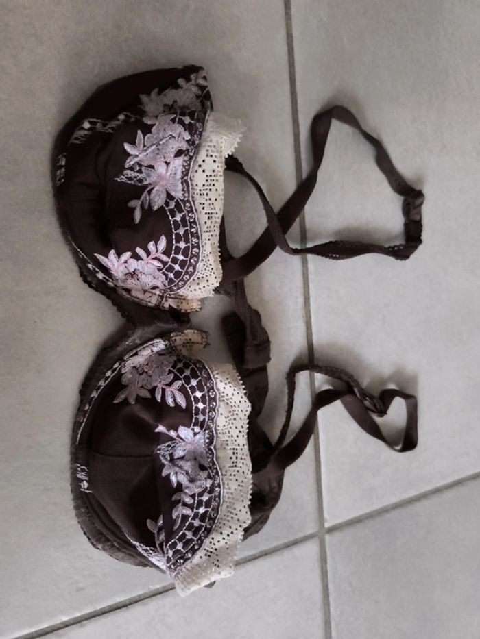 95 B. Soutien gorge