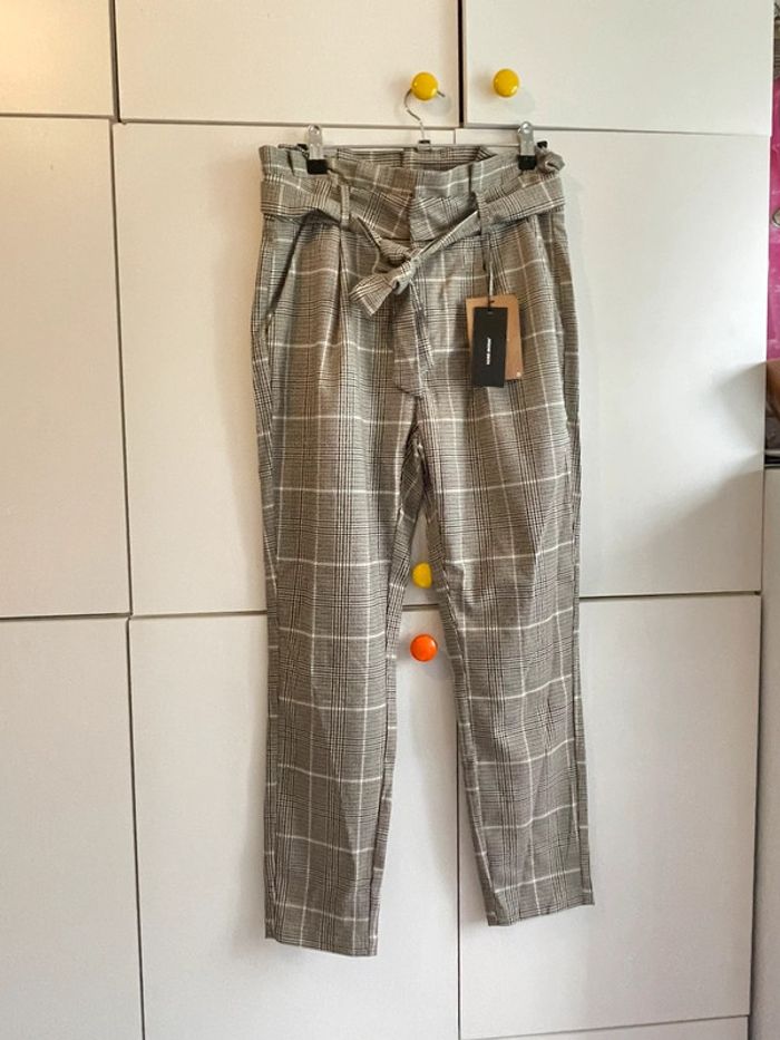 Pantalon à pinces quadrillé taille xs vero moda