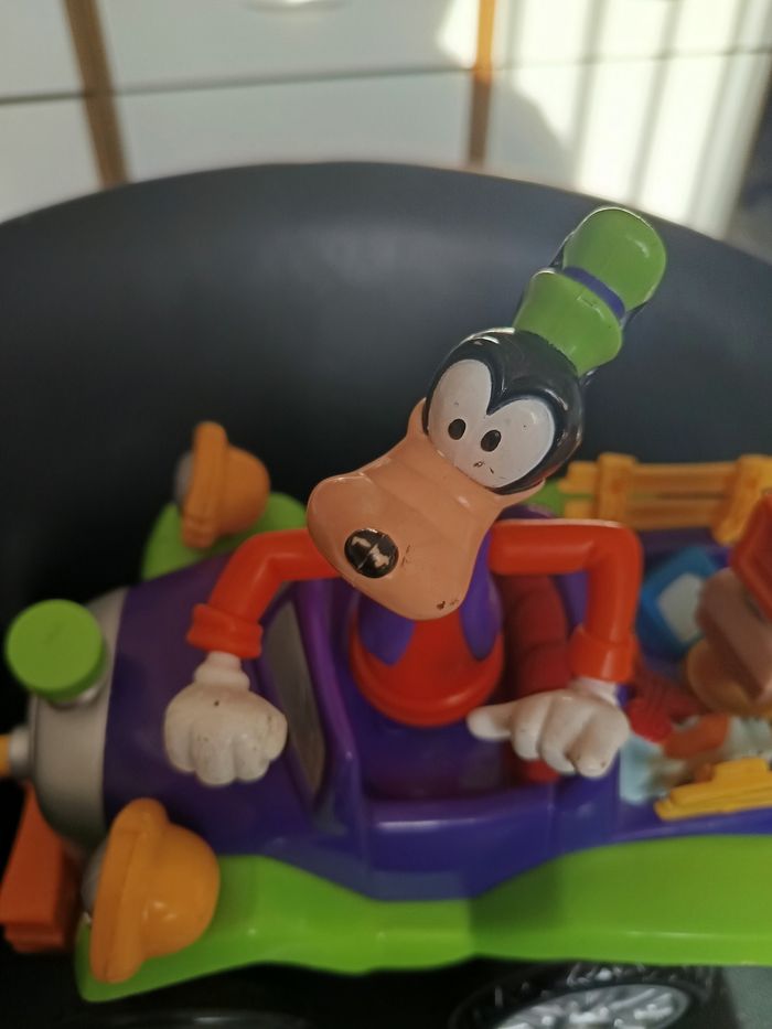 Voiture télécommandée - photo numéro 8