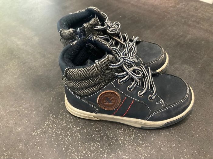Chaussure montante