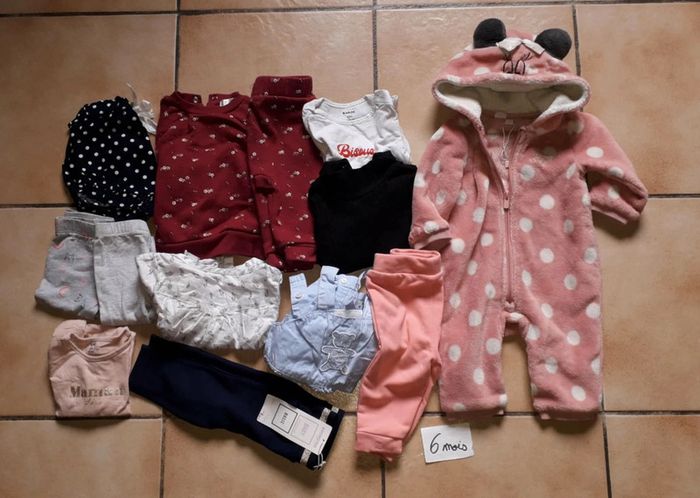 Lot 13 vêtements 6 mois fille