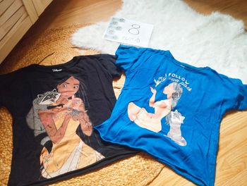 Lot t-shirts Disney reserved 8ans Pocahontas