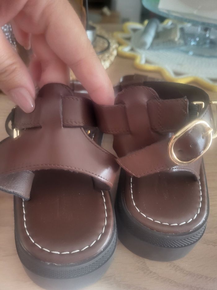 Spartiate Marron et petit logo doré - photo numéro 5