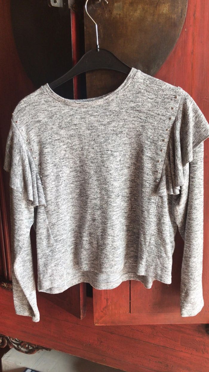 Pull avec volants marque Jennyfer taille s