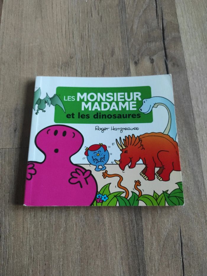 Livre : Les Monsieur Madame et les dinosaures