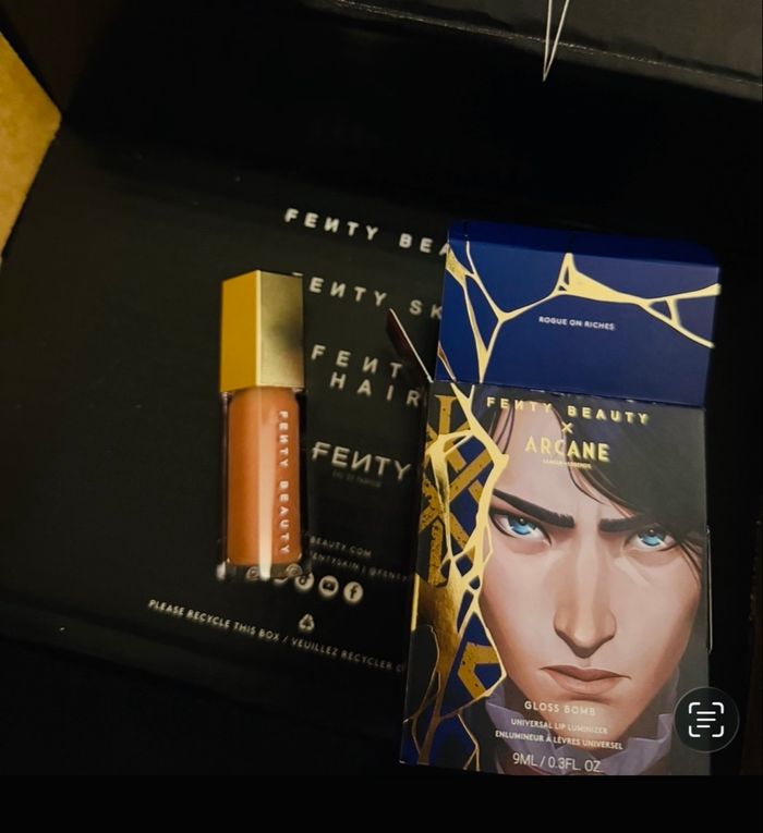 Arcane Gloss Bomb Universal Lip Luminizer – League of Legends x Fenty Beauty - photo numéro 8