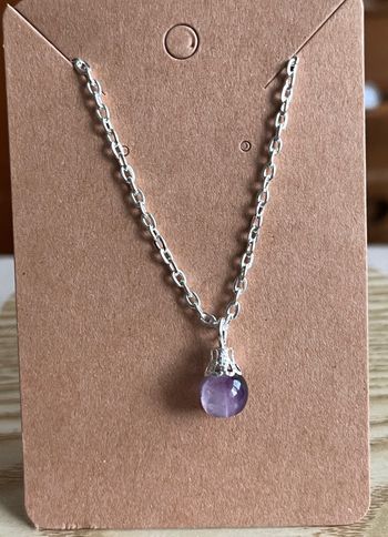 Collier perle violet