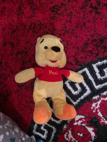 Peluche Winnie l’ourson Winnie the pooh 30cm