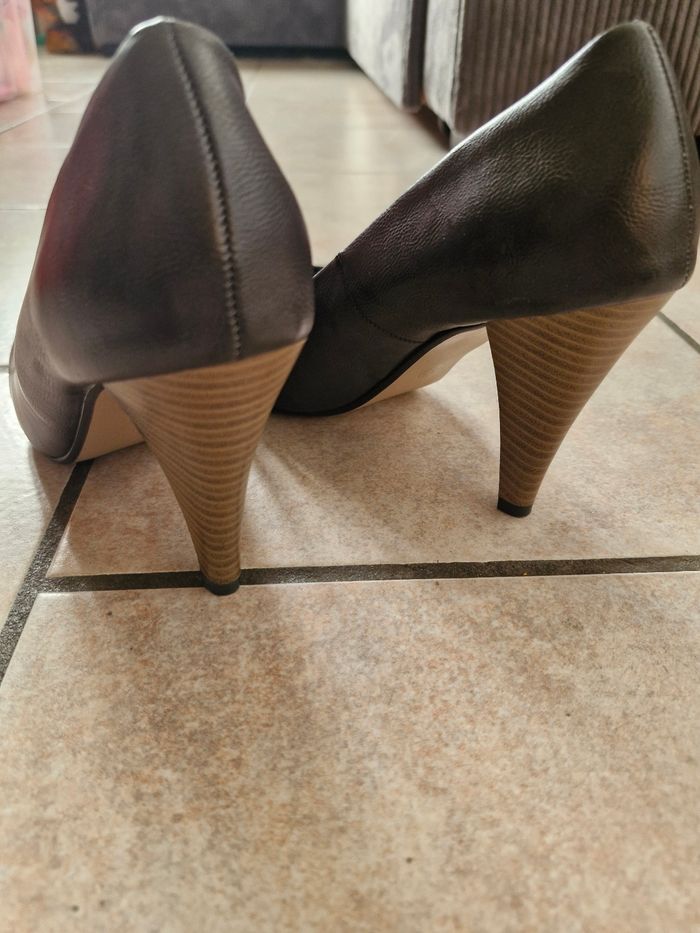 Escarpins neufs - photo numéro 4