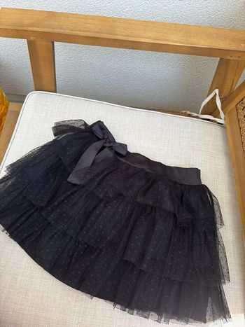 jupe noire à froufrous