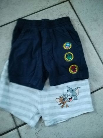 2 short 9 mois