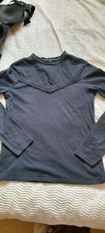 Sweet habillé effet dentelle sur le haut