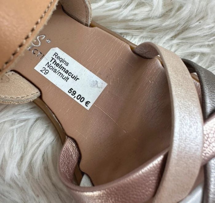 Paire de sandales Reqins taille 29 - photo numéro 4