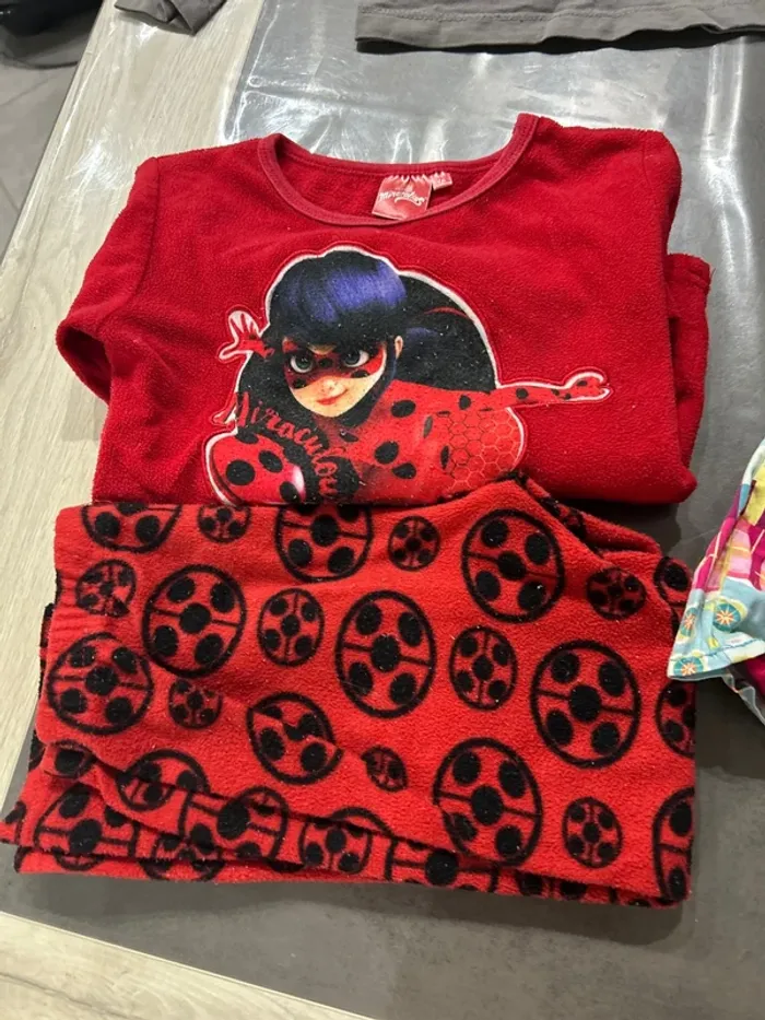 Petit lot fille 4 ans - photo numéro 2