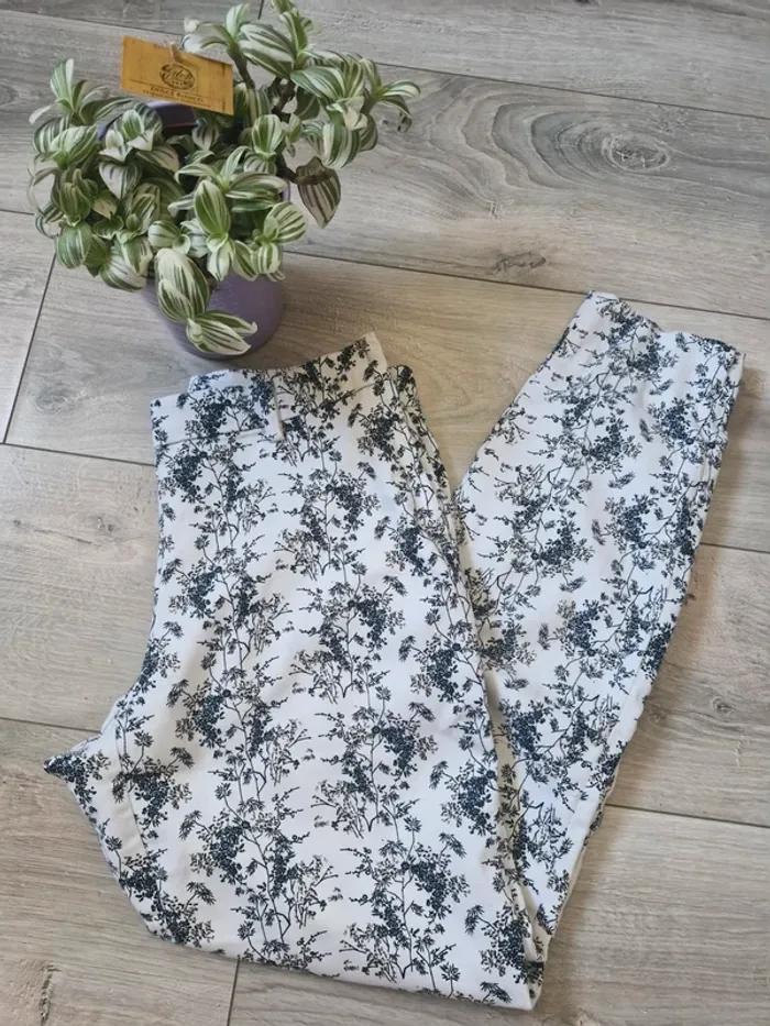 Pantalon fleuris 🍃