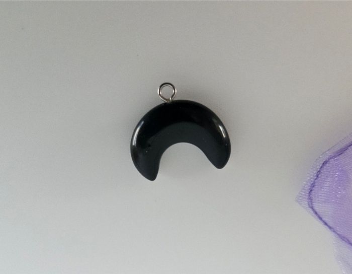 Pendentif lune noire - photo numéro 3