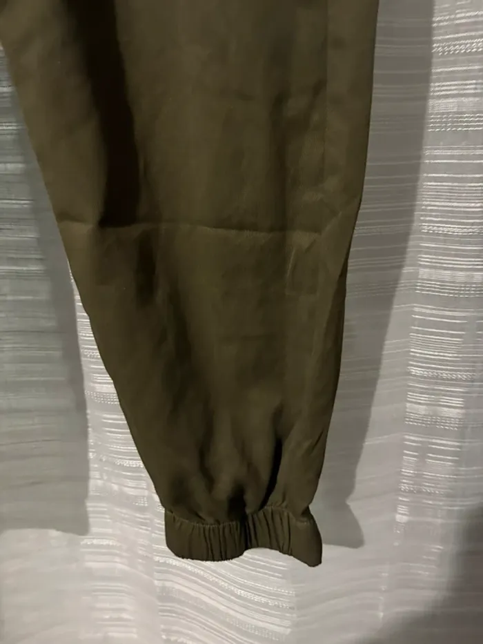 Pantalon vert - photo numéro 3