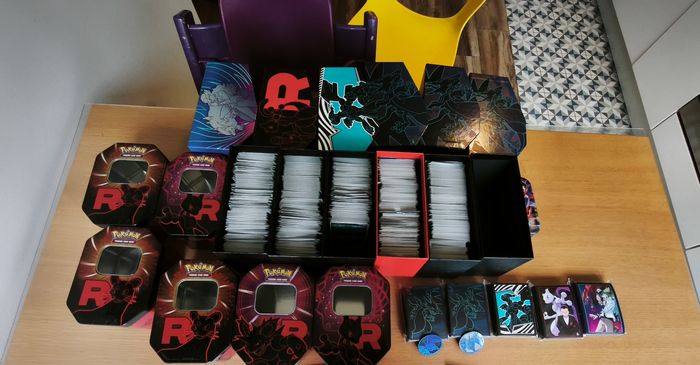 Énorme lot de cartes Pokémon et accessoires