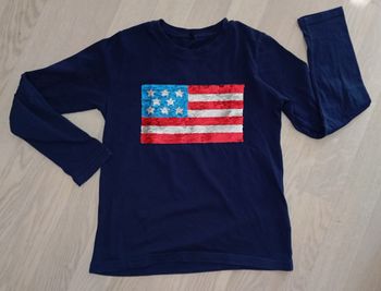 Tee-shirt bleu marine à sequins drapeau américain Boutique Plus 
T. 10 ans