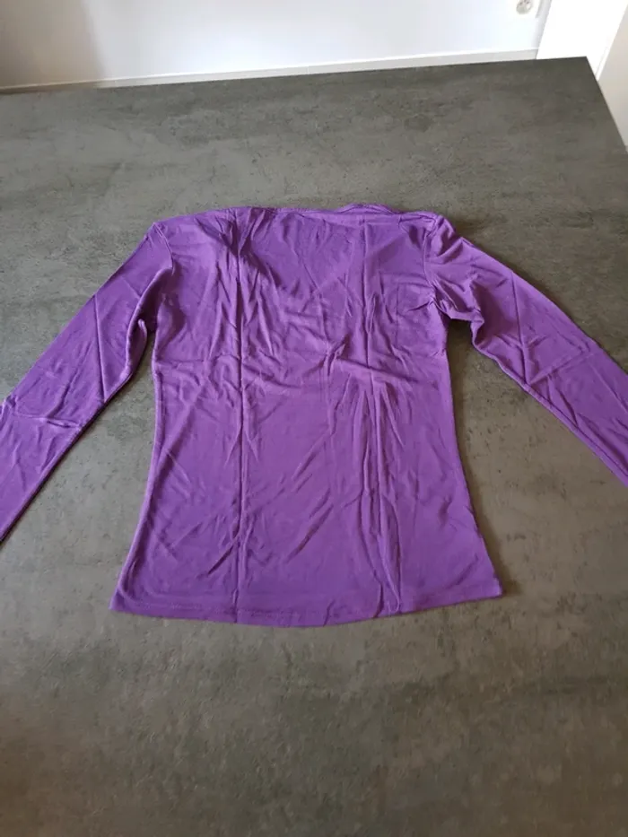 Haut violet T1 - photo numéro 5