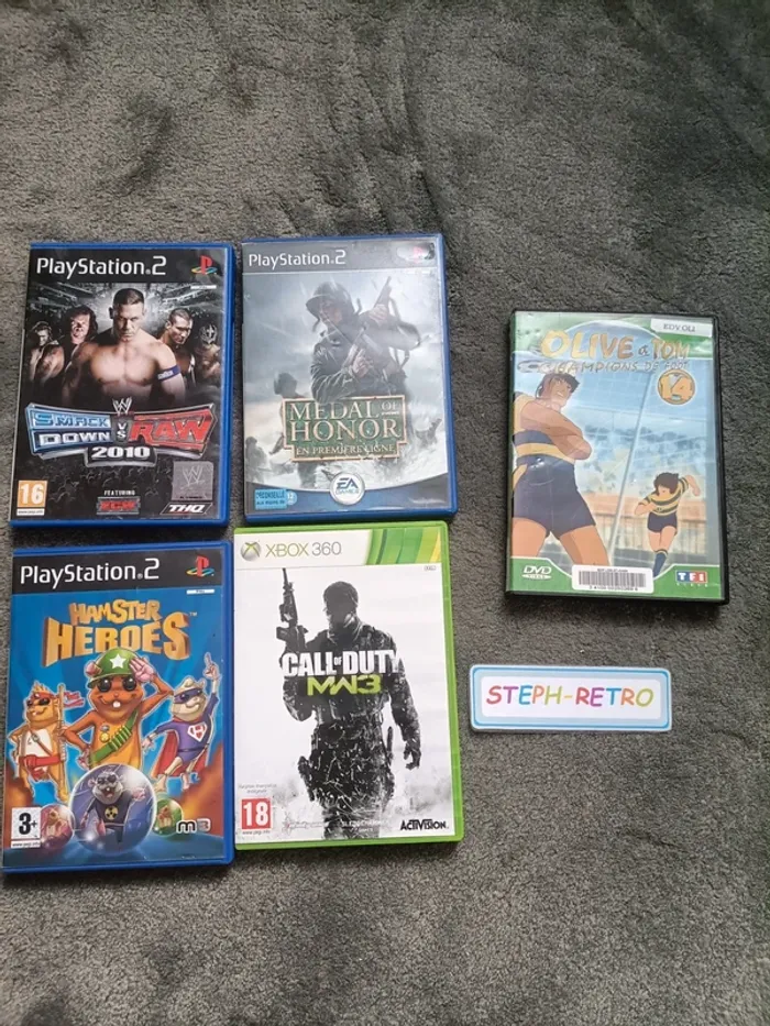 Lot de 4 jeux et 1 mangas