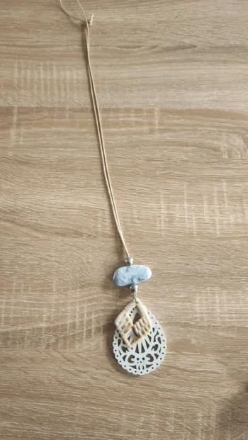 Collier fantaisie