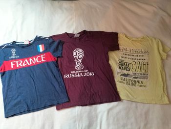 Lot 3 t-shirts