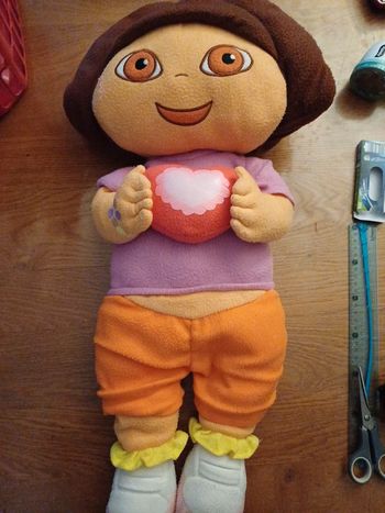 Peluche dora