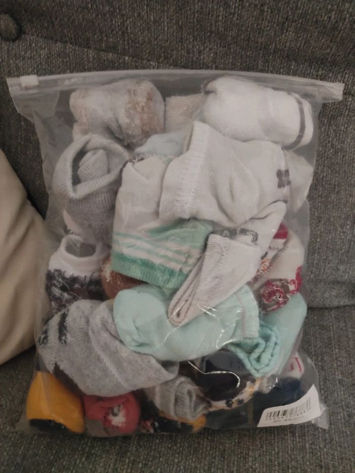Lot de 28 paires de chaussettes