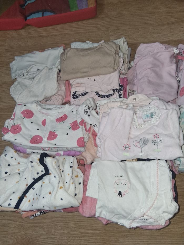 Lot vêtements bébé fille 1 mois - photo numéro 4